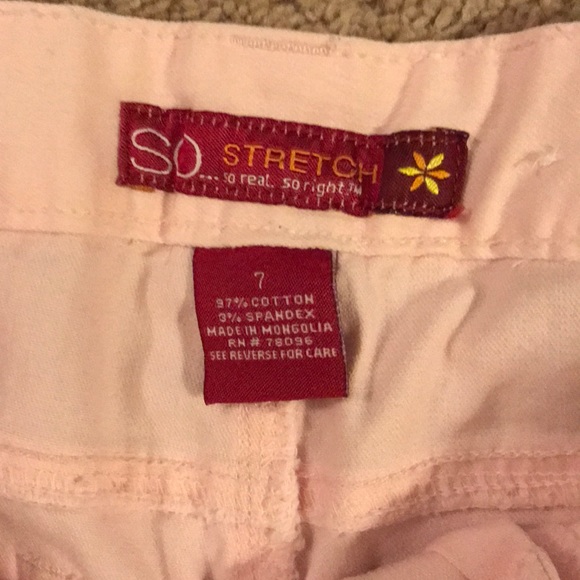 So... pale pink shorts - Picture 2 of 2